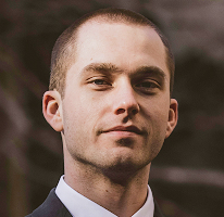 Thomas Whitfield, handelsanalytiker og ekspert på kryptomarkedet, portrett